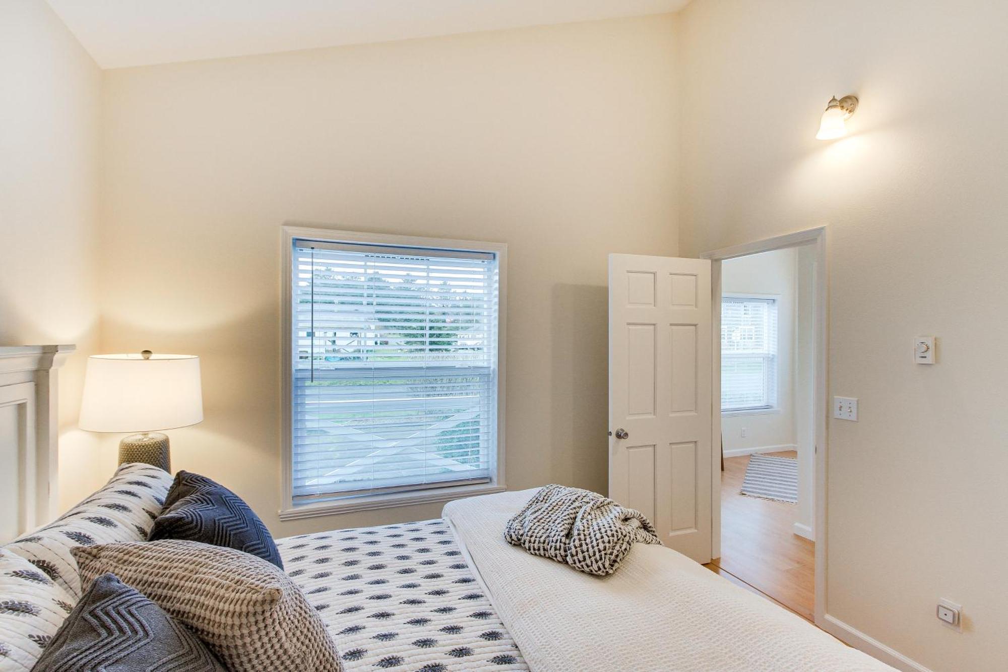Airy Coastal Escape With Deck - Steps To Beach! Pacific Beach Bagian luar foto